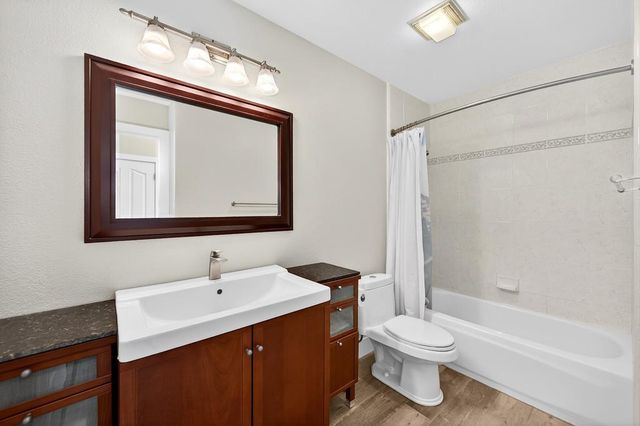 107 Fantages Way, Folsom, CA 95630