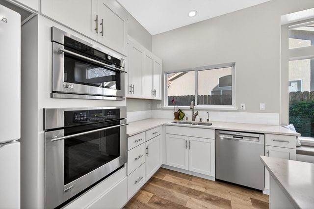 107 Fantages Way, Folsom, CA 95630