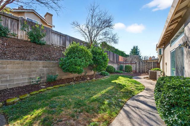 107 Fantages Way, Folsom, CA 95630