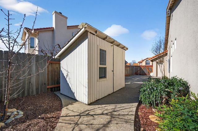 107 Fantages Way, Folsom, CA 95630