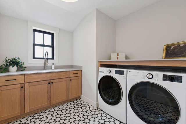 4672 Meadowview Lane, Minnetrista, MN 55331