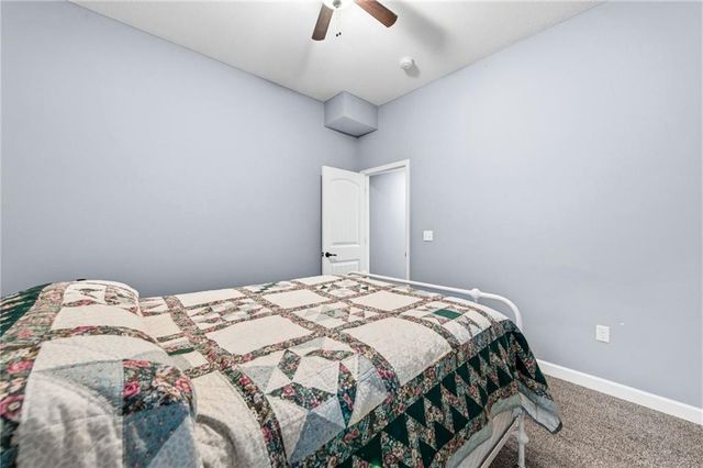 15190 N Cherry Court, Parkville, MO 64152