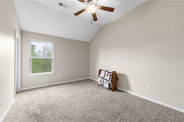 15190 N Cherry Court, Parkville, MO 64152