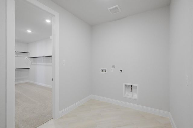 9719 Hunters Run Drive, Missouri City, TX 77459