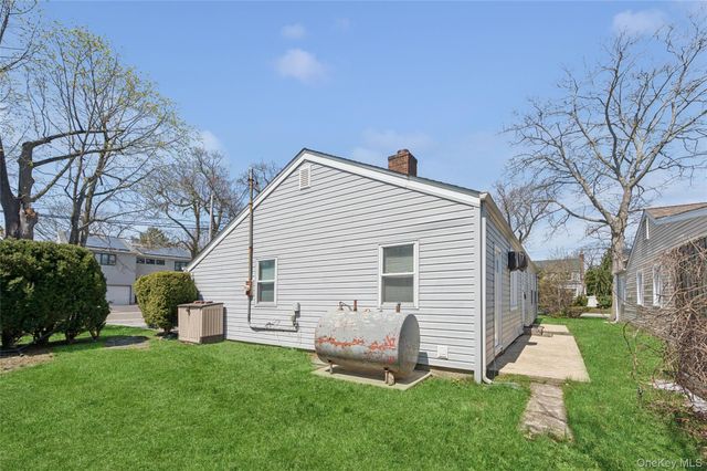 2961 Allon Street, Oceanside, NY 11572