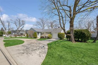 2961 Allon Street, Oceanside, NY 11572