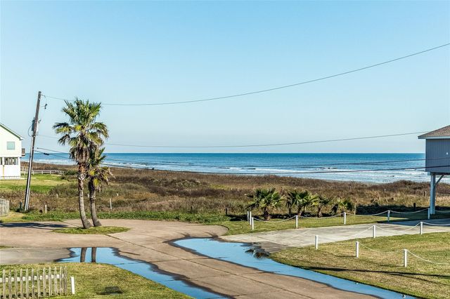 17620 Glei, Galveston, TX 77554