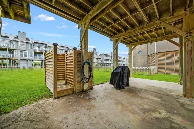 17620 Glei, Galveston, TX 77554