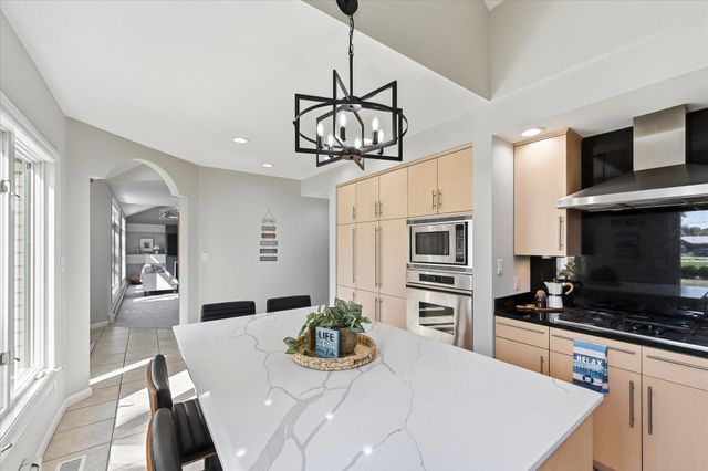 7 S Shore Drive, Forest Lake, MN 55025