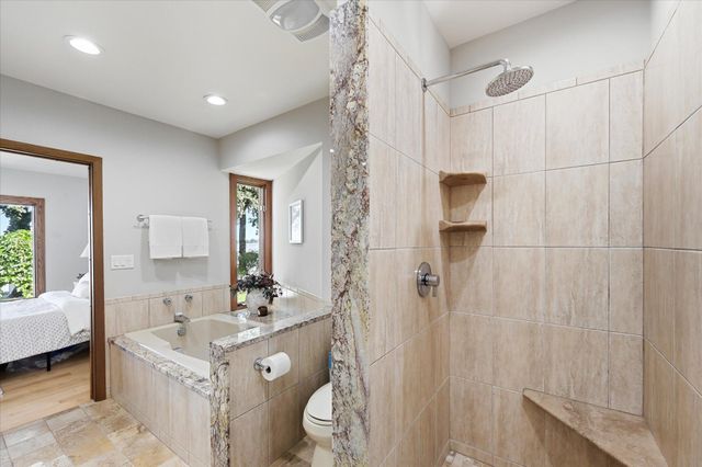 7 S Shore Drive, Forest Lake, MN 55025