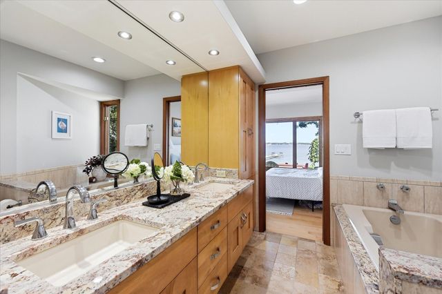 7 S Shore Drive, Forest Lake, MN 55025