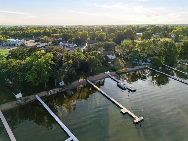 7 S Shore Drive, Forest Lake, MN 55025