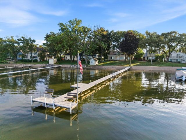 7 S Shore Drive, Forest Lake, MN 55025