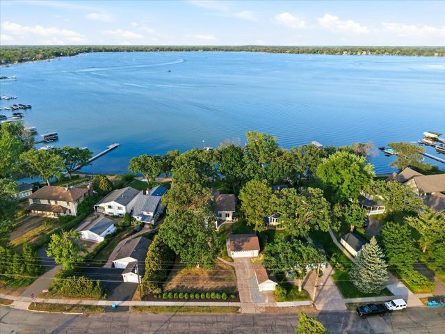 7 S Shore Drive, Forest Lake, MN 55025