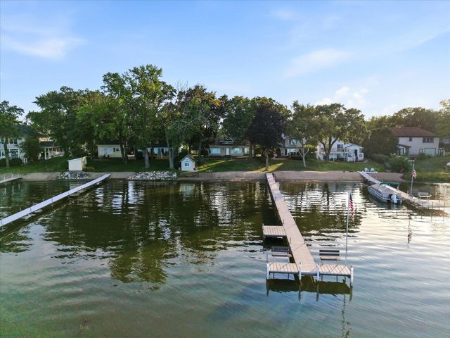 7 S Shore Drive, Forest Lake, MN 55025