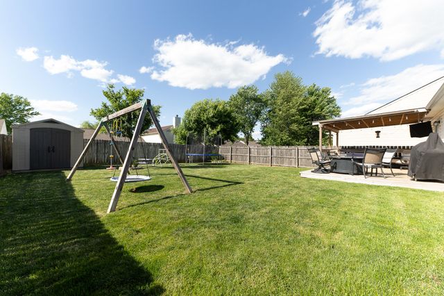 1913 Sandersville Road, Lexington, KY 40511