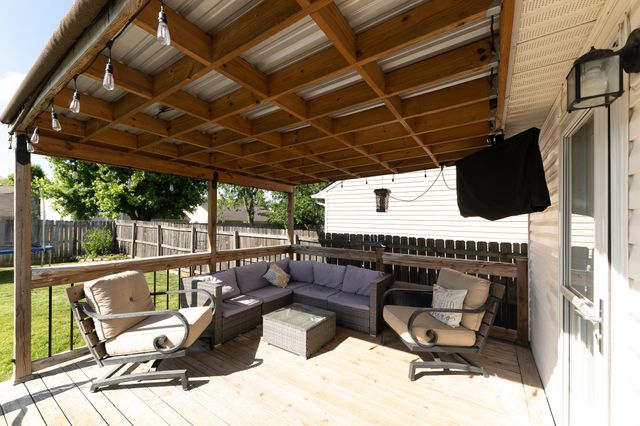 1913 Sandersville Road, Lexington, KY 40511