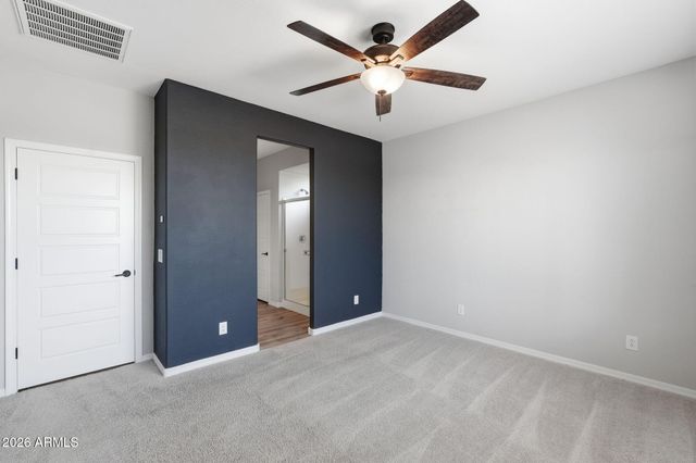 32300 N DAYLIGHT Drive, San Tan Valley, AZ 85144