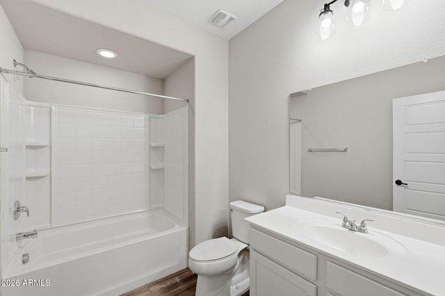 32300 N DAYLIGHT Drive, San Tan Valley, AZ 85144