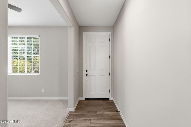 32300 N DAYLIGHT Drive, San Tan Valley, AZ 85144