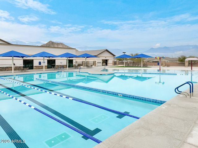 32300 N DAYLIGHT Drive, San Tan Valley, AZ 85144