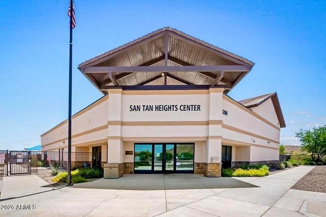 32300 N DAYLIGHT Drive, San Tan Valley, AZ 85144