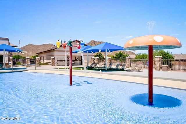 32300 N DAYLIGHT Drive, San Tan Valley, AZ 85144