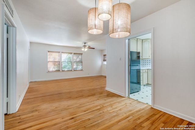 117 CARDINAL AVE, Alamo Heights, TX 78209