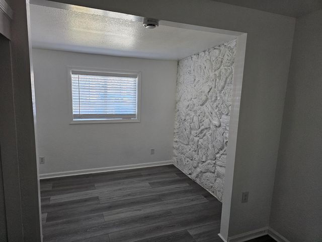 957 Sharian St, West Sacramento, CA 95605
