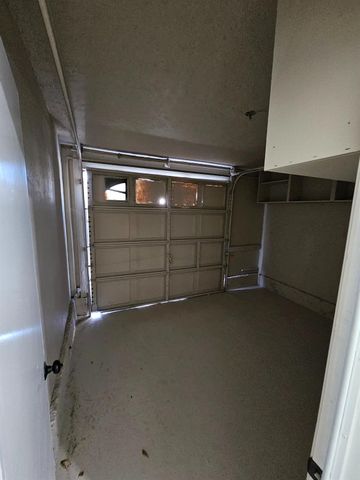 957 Sharian St, West Sacramento, CA 95605