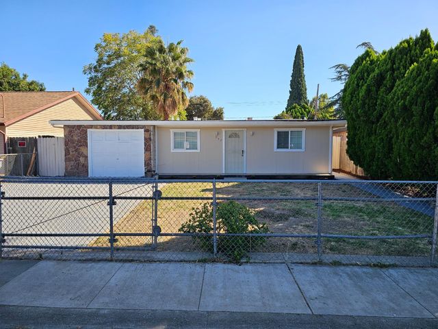 957 Sharian St, West Sacramento, CA 95605