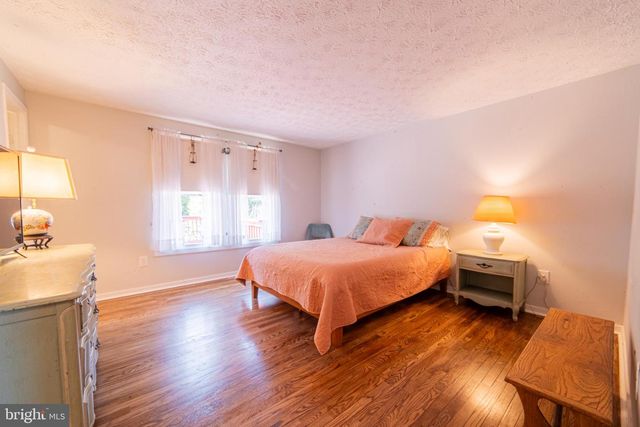 1112 MULLICA HILL RD, Mullica Hill, NJ 08062