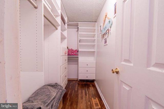 1112 MULLICA HILL RD, Mullica Hill, NJ 08062