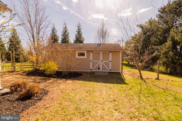 1112 MULLICA HILL RD, Mullica Hill, NJ 08062