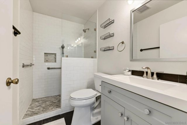 1906 Park Dale Lane, Encinitas, CA 92024