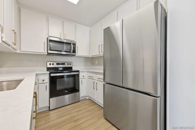 1906 Park Dale Lane, Encinitas, CA 92024