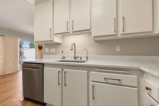 1906 Park Dale Lane, Encinitas, CA 92024