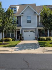 108 Covington Cove Court, Kernersville, NC 27284