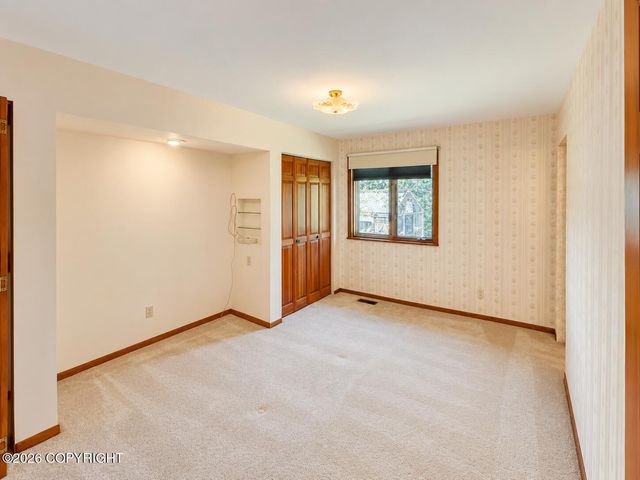 48011 Miracle Avenue, Soldotna, AK 99669