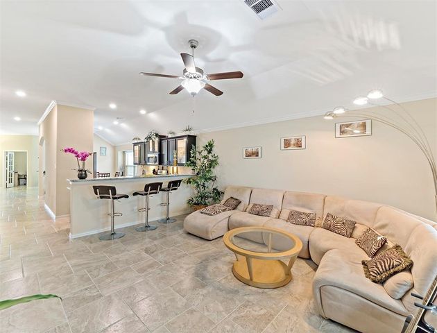6915 Astrapia Bay Crossing, Spring, TX 77379