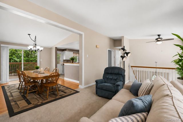 11 Brayton Road, Carmel, NY 10512