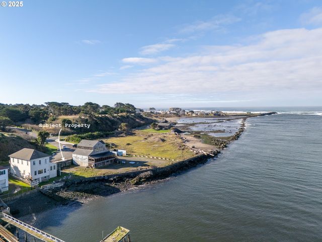 First St Sw 2502, Bandon, OR 97411