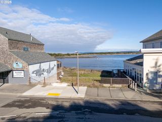 First St Sw 2502, Bandon, OR 97411