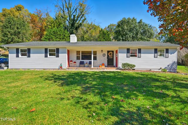 333 Boone Lake Circle, Bluff City, TN 37618