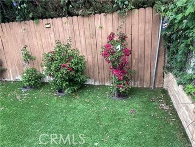 22029 Covello, Canoga Park (los Angeles), CA 91303