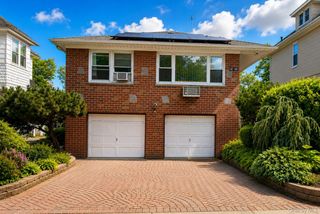 4709 156th Street, Flushing, NY 11355