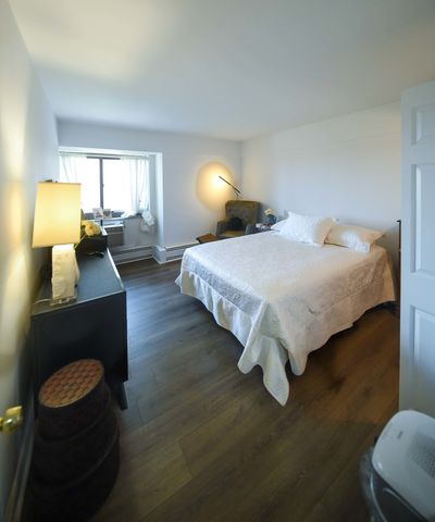 7337 S South Shore Drive 708, Chicago, IL 60649