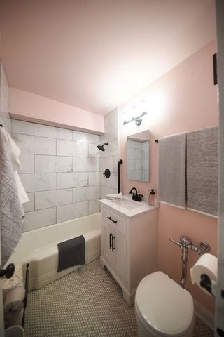7337 S South Shore Drive 708, Chicago, IL 60649