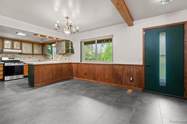 7540 Dexter Pinckney Road, Dexter, MI 48130
