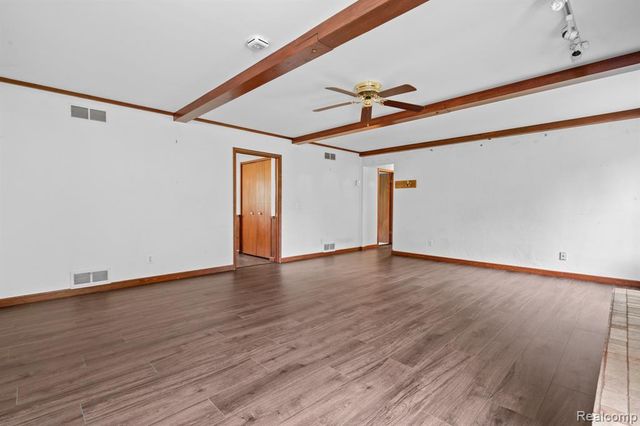 7540 Dexter Pinckney Road, Dexter, MI 48130